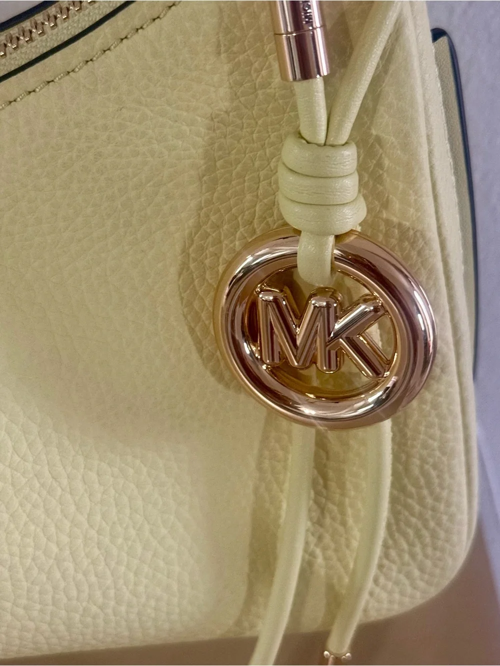 Michael Kors Nolita Medium  Pebbled Leather Chain Pochette - Lemon 🍋